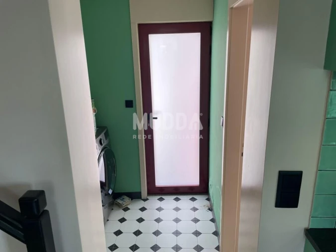 Moradia T2 para Venda em Paramos Foto 12