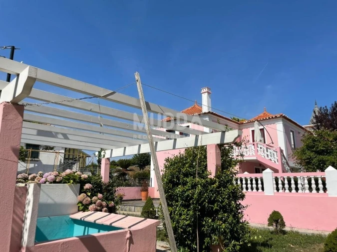 Moradia T2 para Venda em Paramos Foto 3