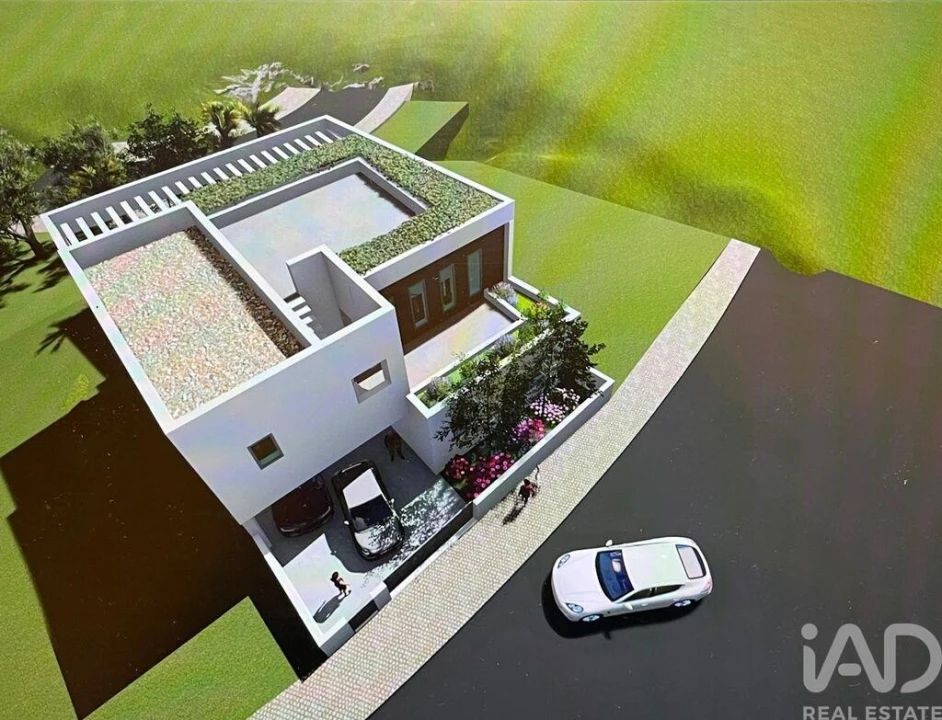 Moradia T4 para Venda em Mexilhoeira Grande Foto 12