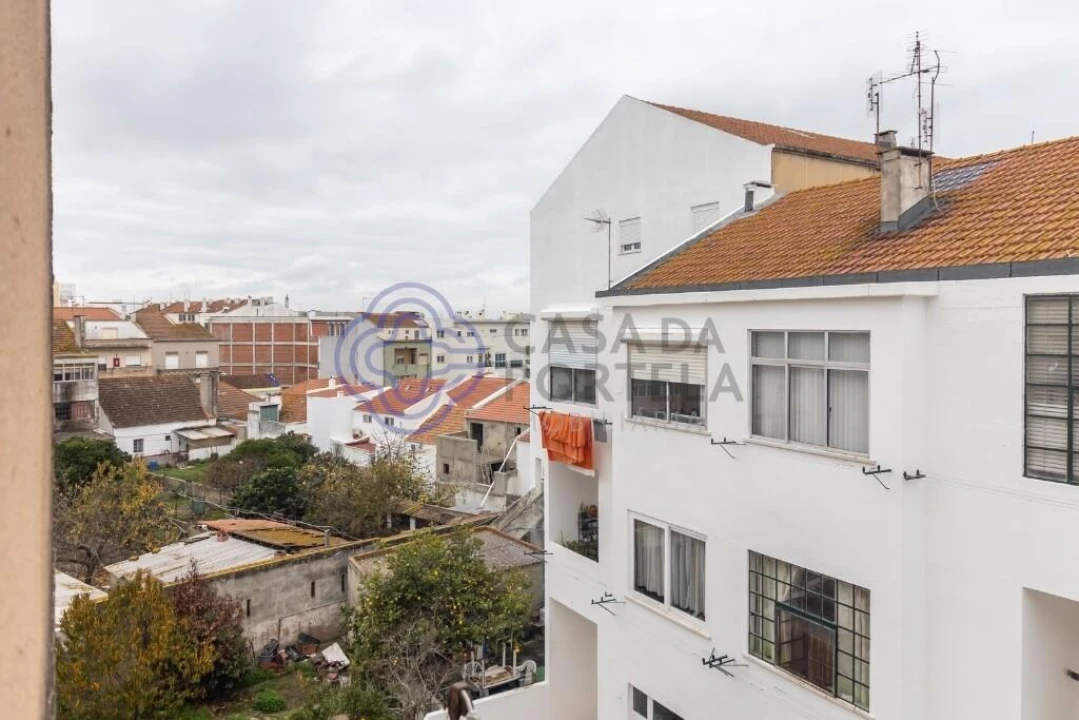Apartamento T2 para Venda em Alcochete Foto 12