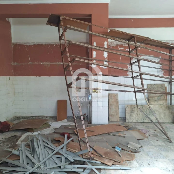 Loja para Venda em Almada, Cova da Piedade, Pragal e Cacilhas Foto 6