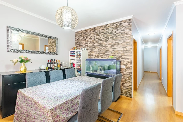 Apartamento T2 para Venda em Caniço Foto 4