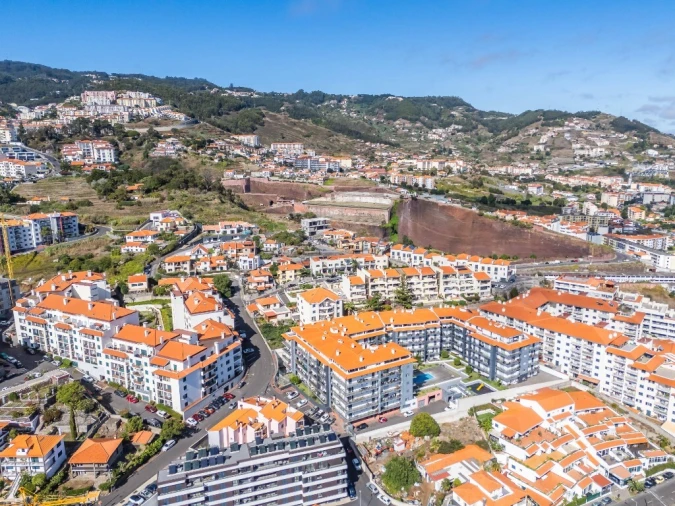 Apartamento T2 para Venda em Caniço Foto 53