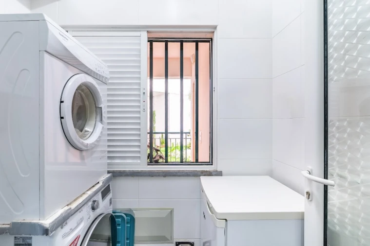 Apartamento T2 para Venda em Caniço Foto 16