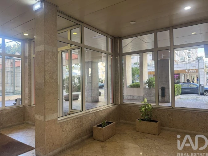 Apartamento T3 para Arrendamento em Lumiar Foto 26