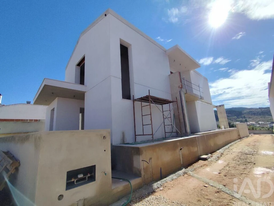 Moradia T3 para Venda em Vilar Foto 36