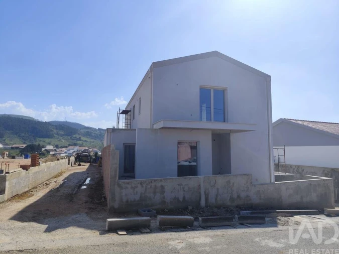 Moradia T3 para Venda em Vilar Foto 4