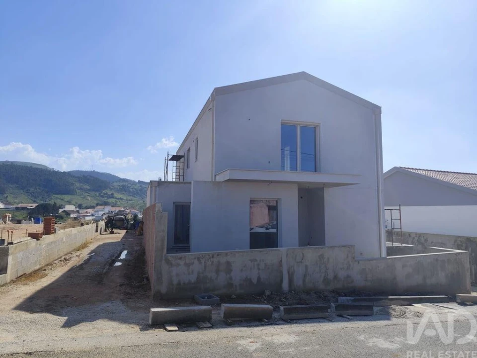 Moradia T3 para Venda em Vilar Foto 4