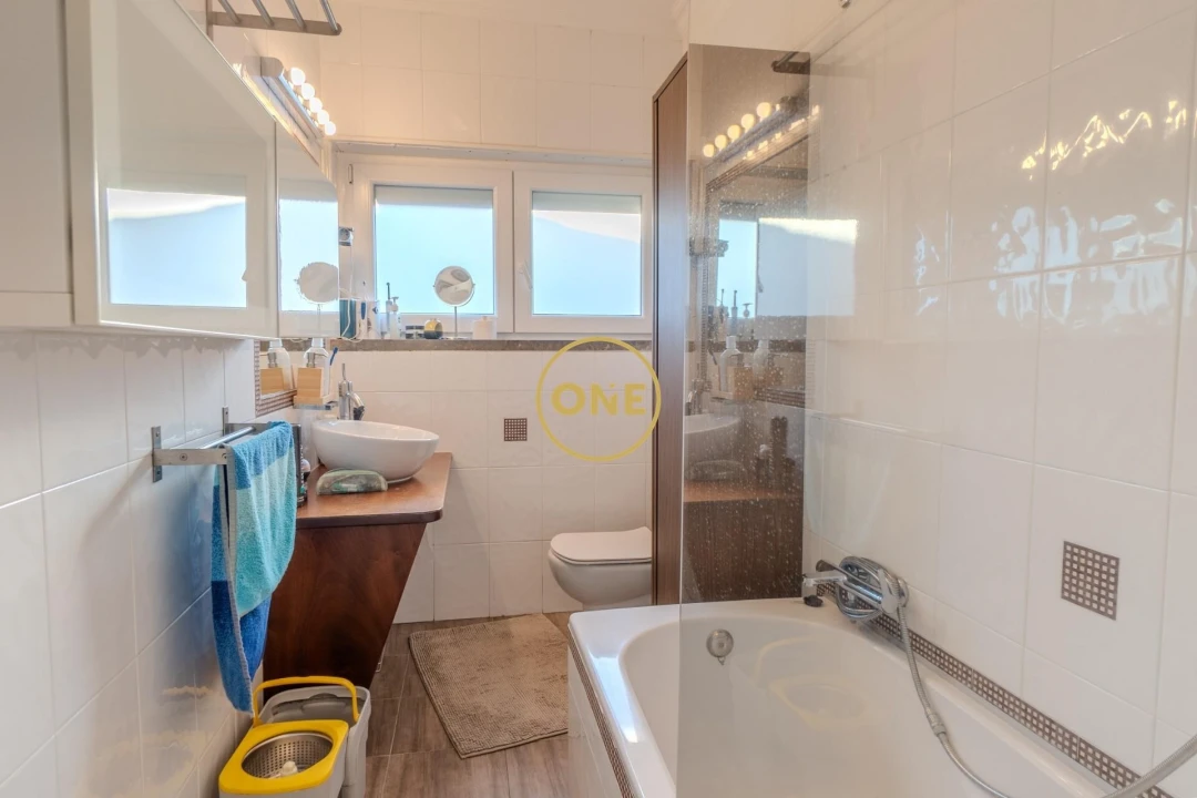 Apartamento T4 para Venda em Cascais e Estoril Foto 13