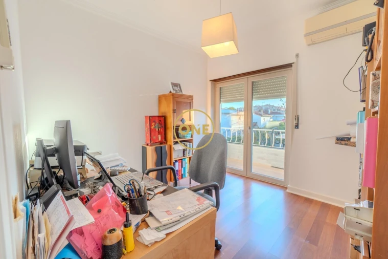 Apartamento T4 para Venda em Cascais e Estoril Foto 12