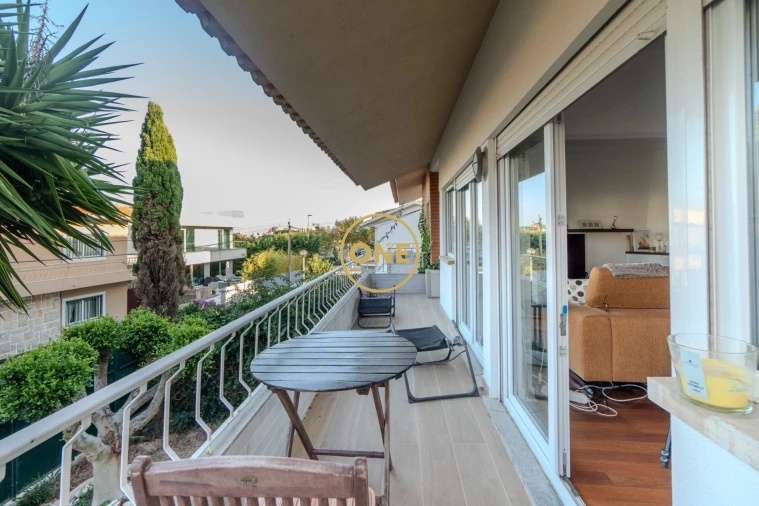 Apartamento T4 para Venda em Cascais e Estoril Foto 1