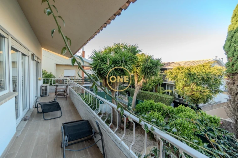 Apartamento T4 para Venda em Cascais e Estoril Foto 3