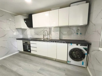 Apartamento T3 para Venda em Laranjeiro e Feijó