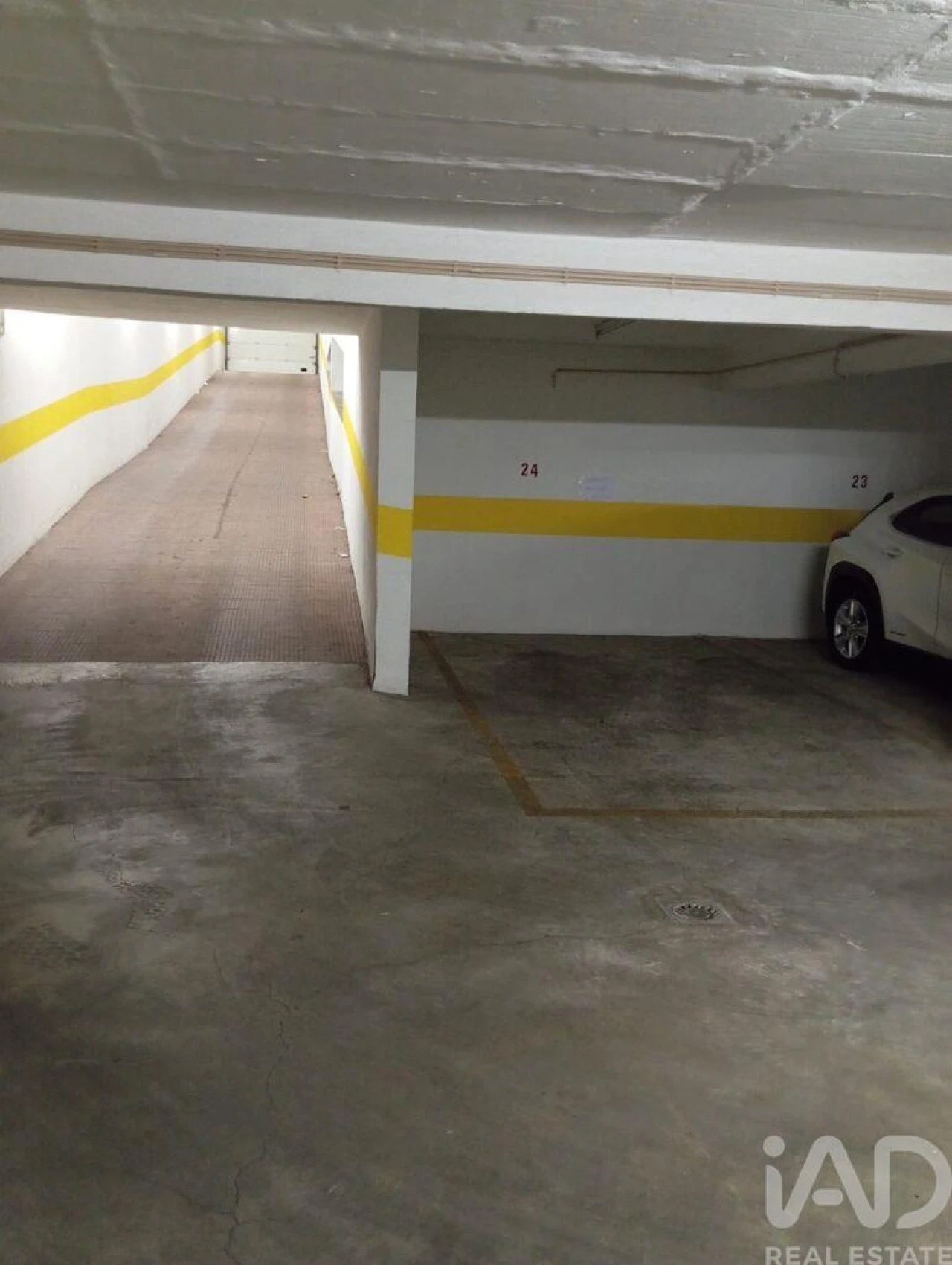 Garagem para Venda em São Domingos de Benfica Foto 5