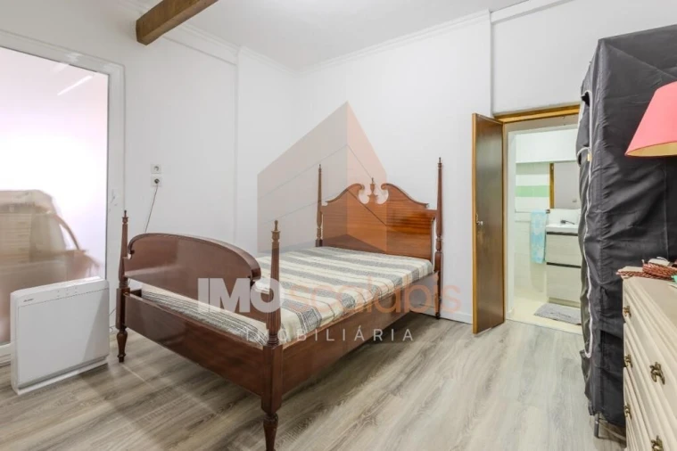 Moradia T5 para Venda em Romeira e Várzea Foto 19