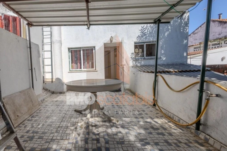 Moradia T5 para Venda em Romeira e Várzea Foto 47