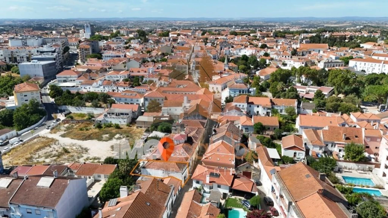 Moradia T5 para Venda em Romeira e Várzea Foto 4