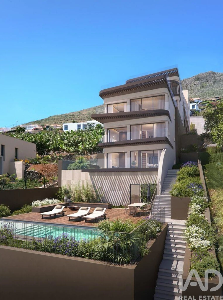Apartamento T1 para Venda em São Martinho Foto 9