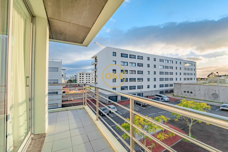 Apartamento T2 para Venda em Ponta Delgada (São José) Foto 4