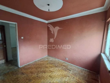 Apartamento T3 para Venda em Laranjeiro e Feijó