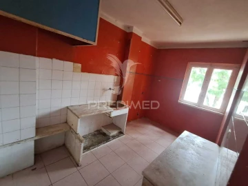 Apartamento T3 para Venda em Laranjeiro e Feijó