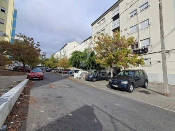 Apartamento T3 para Venda em Laranjeiro e Feijó