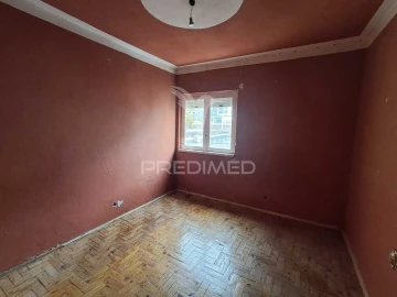 Apartamento T3 para Venda em Laranjeiro e Feijó