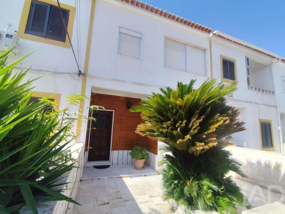 Moradia T3 para Venda em Nossa Senhora da Conceição e São Bartolomeu Foto 4