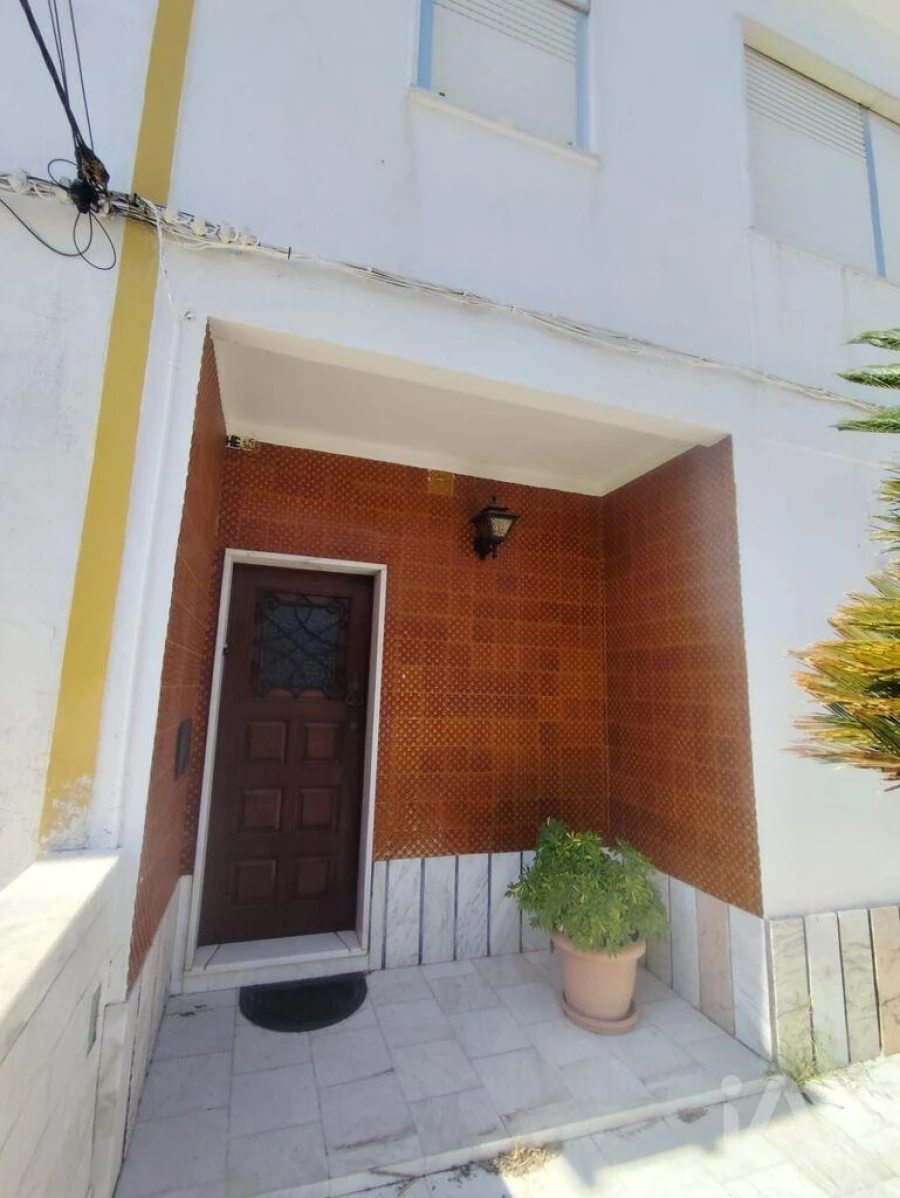 Moradia T3 para Venda em Nossa Senhora da Conceição e São Bartolomeu Foto 2