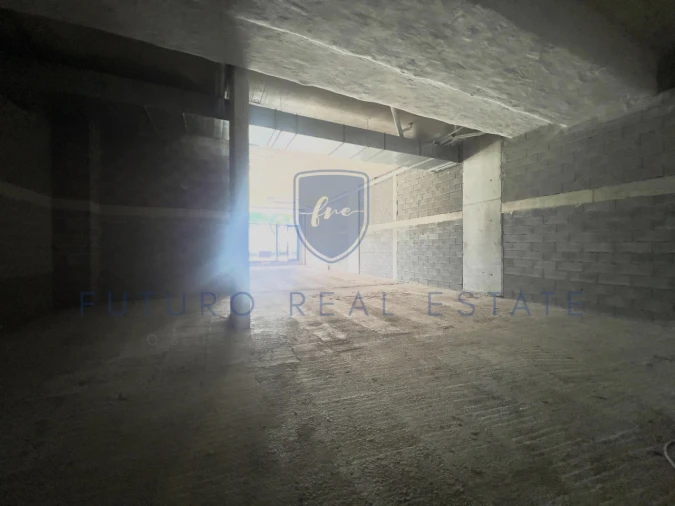 Loja para Arrendamento em São Martinho Foto 7