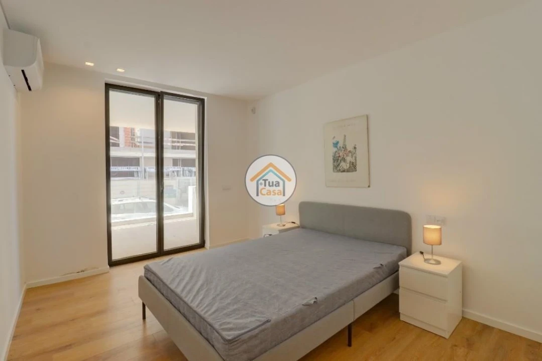 Apartamento T4 para Venda em Olhão Foto 17