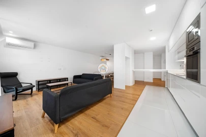 Apartamento T4 para Venda em Olhão