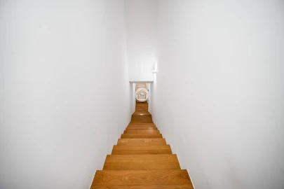 Apartamento T4 para Venda em Olhão