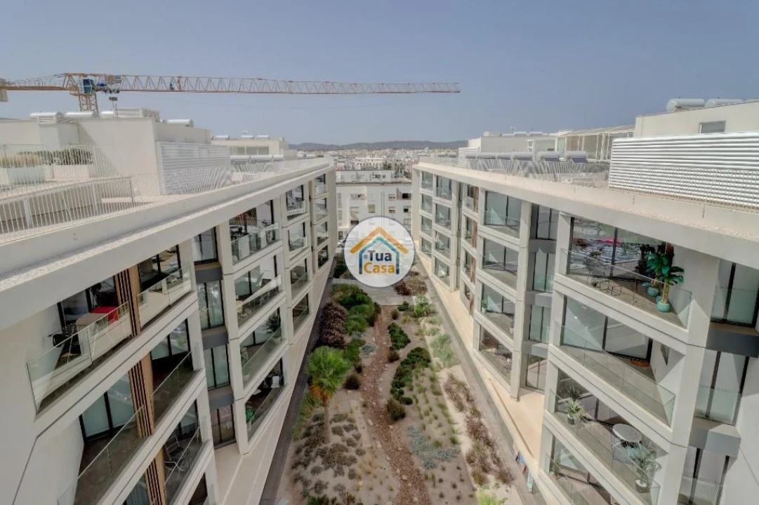 Apartamento T4 para Venda em Olhão Foto 45