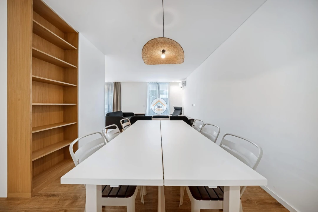 Apartamento T4 para Venda em Olhão Foto 12