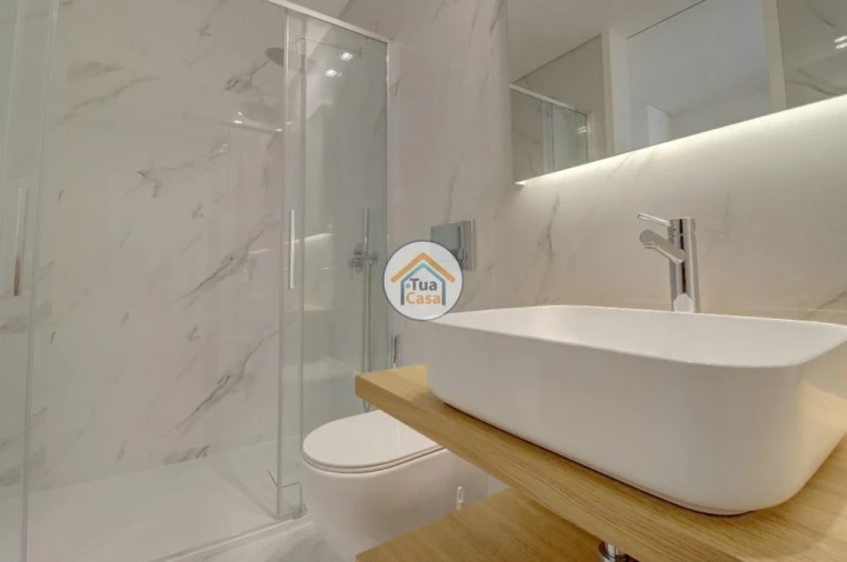 Apartamento T4 para Venda em Olhão Foto 27