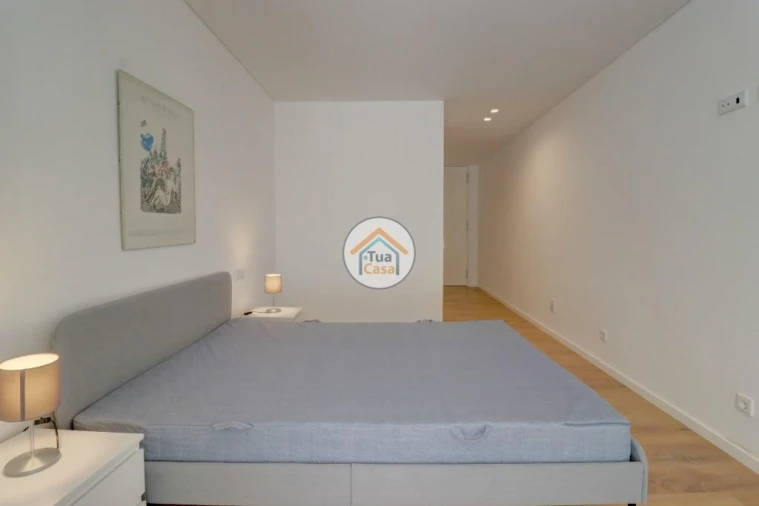 Apartamento T4 para Venda em Olhão Foto 18