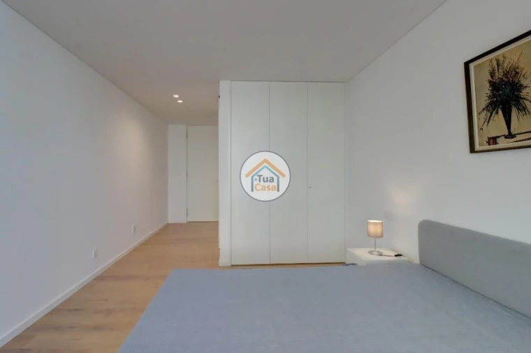 Apartamento T4 para Venda em Olhão Foto 34