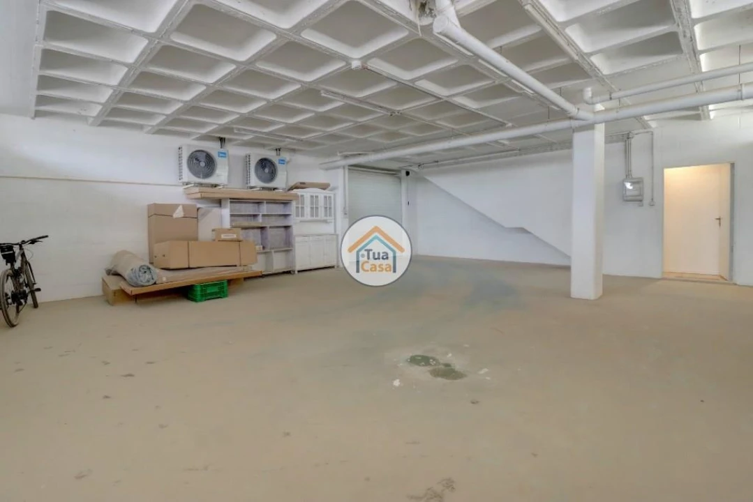 Apartamento T4 para Venda em Olhão Foto 22