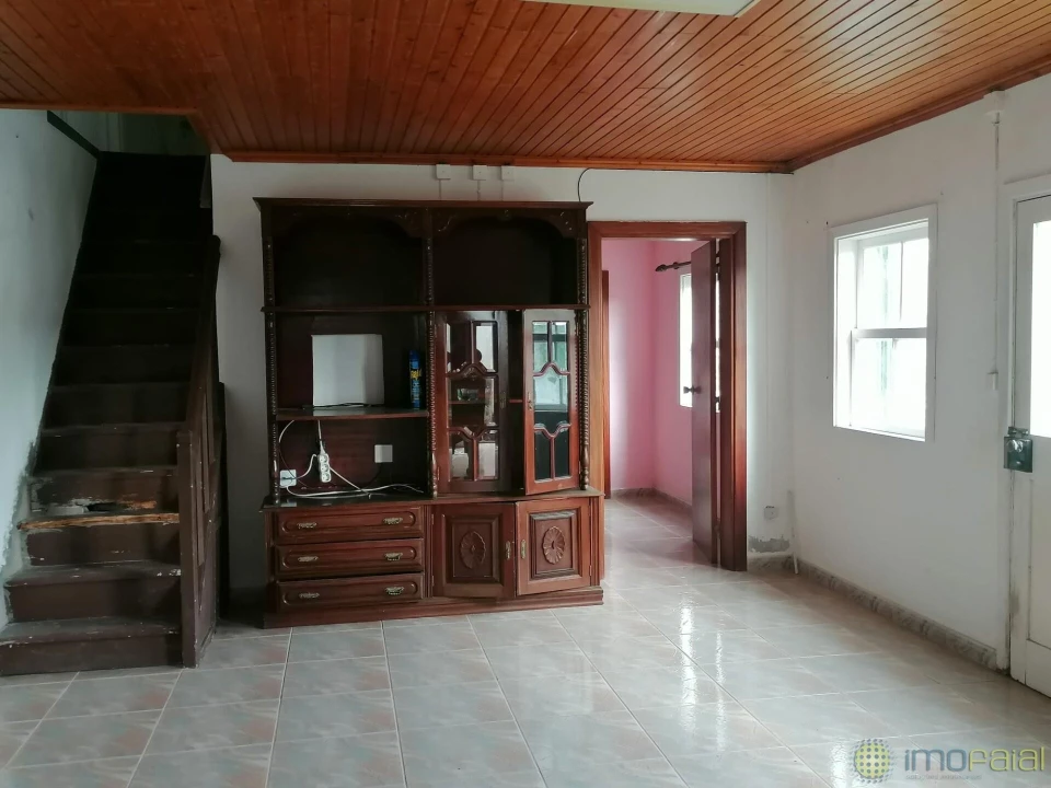 Moradia T4 para Venda em Pedro Miguel Foto 8