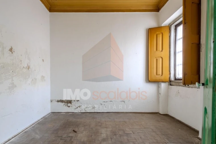 Moradia T3 para Venda em Almeirim Foto 13