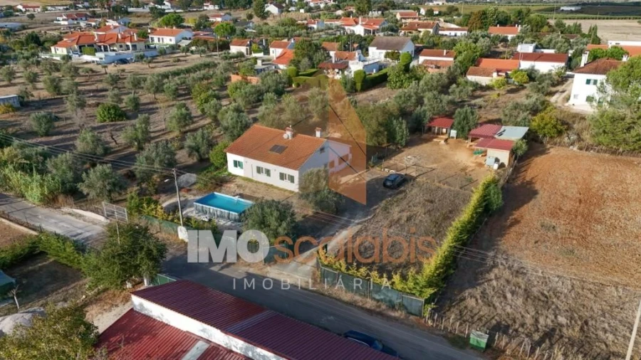 Moradia T3 para Venda em São Vicente do Paul e Vale de Figueira