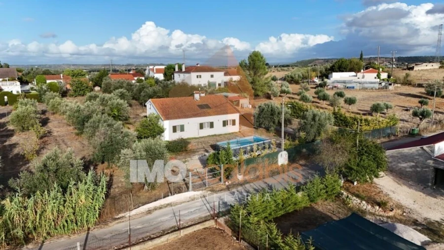 Moradia T3 para Venda em São Vicente do Paul e Vale de Figueira Foto 4