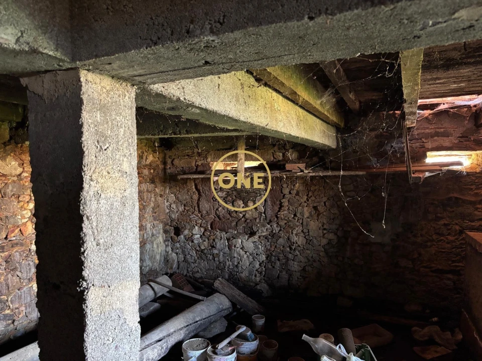 Moradia T3 para Venda em Laundos Foto 35