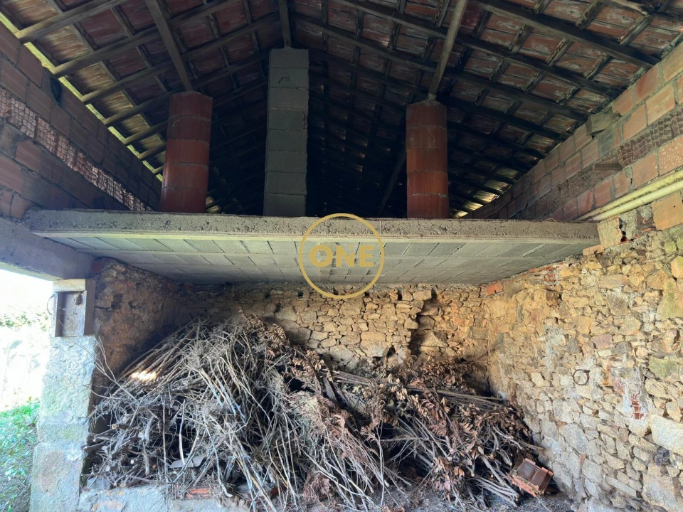 Moradia T3 para Venda em Laundos Foto 17