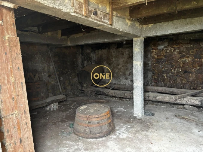 Moradia T3 para Venda em Laundos Foto 44