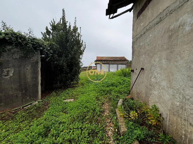 Moradia T3 para Venda em Laundos Foto 29