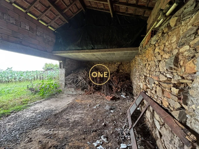 Moradia T3 para Venda em Laundos Foto 33