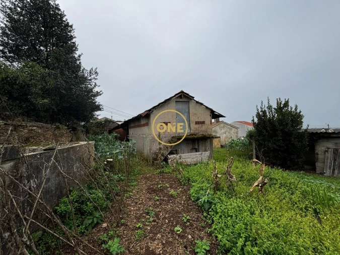 Moradia T3 para Venda em Laundos Foto 5