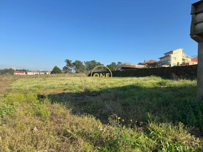 Moradia T3 para Venda em Laundos Foto 32